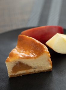 他の写真1: りんごのチーズケーキ４号